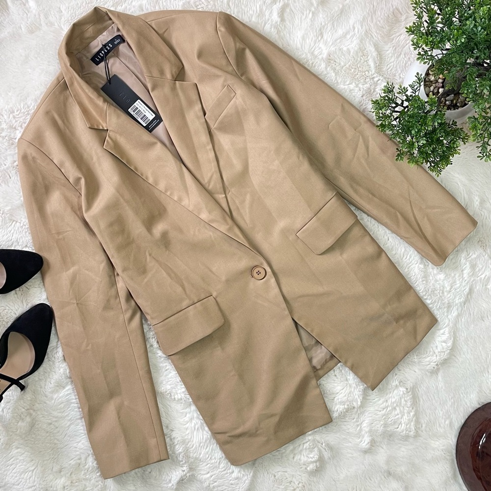 NWT Lioness “Welcome to the Jungle” Blazer – Beige – Size L – Oversized